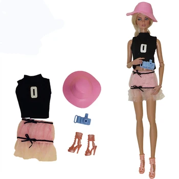 New1 Mados Apranga 1/6 Lėlės Juodi Marškinėliai+Sijonas+Batai+ Hat+Kamera Šiuolaikinės Dėvėti Drabužius Barbie Lėlės Priedai